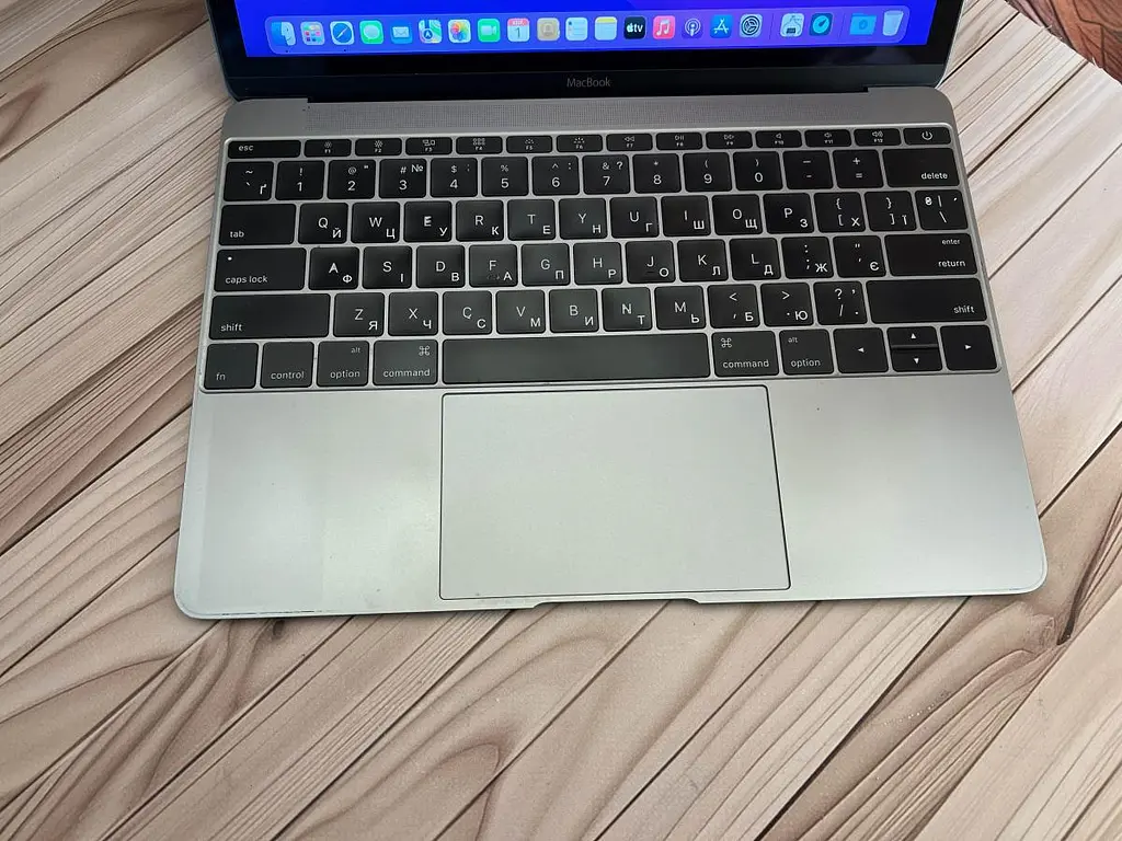 Ноутбук Apple MacBook 12" A2337 m5-6Y54/8/500 (C02S931VGTHV) Б/в - фото 2