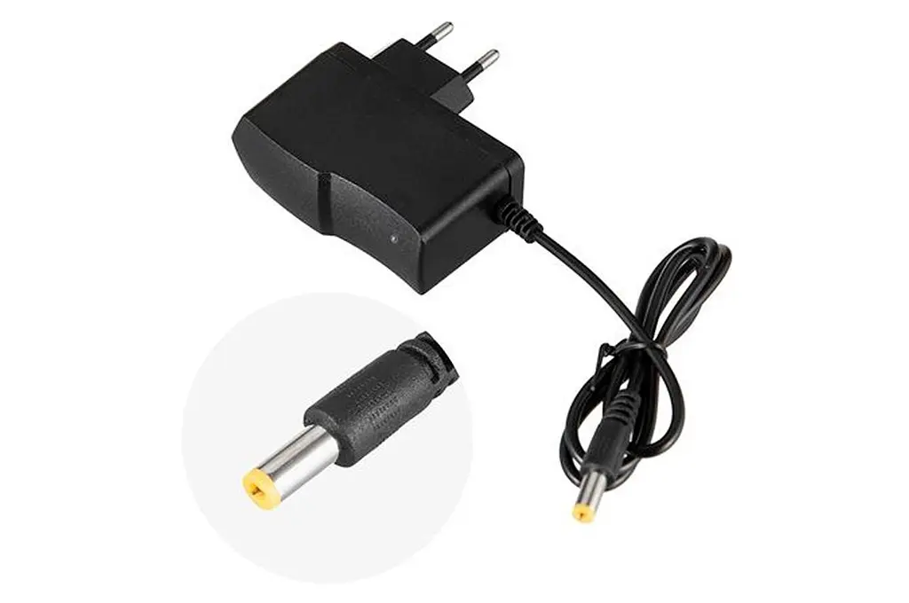 Зарядний пристрій для шуруповерта Intertool 12 В Li-ion до DT-0310 - фото 2