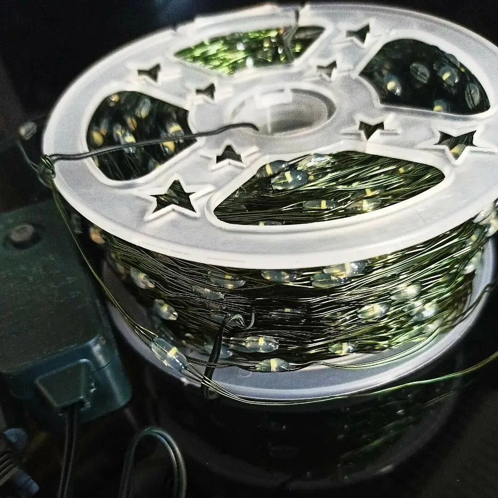 Світлодіодна USB гірлянда дріт Роса 200 LED 20 метрів • Гірлянда Крапля роси для декору будинку, офісу та вулиці - фото 6