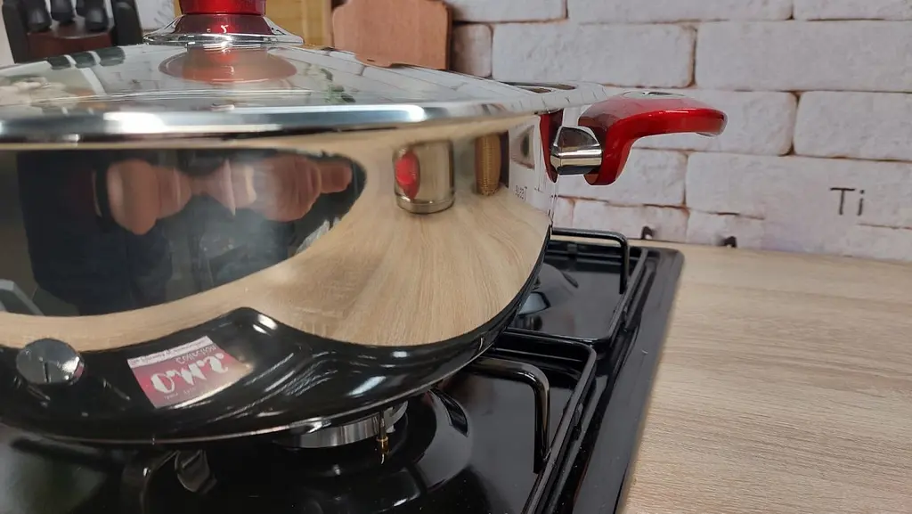 Мантоварка-пароварка O.M.S. Collection 6060 C-26 см 4,5 л Red - фото 5