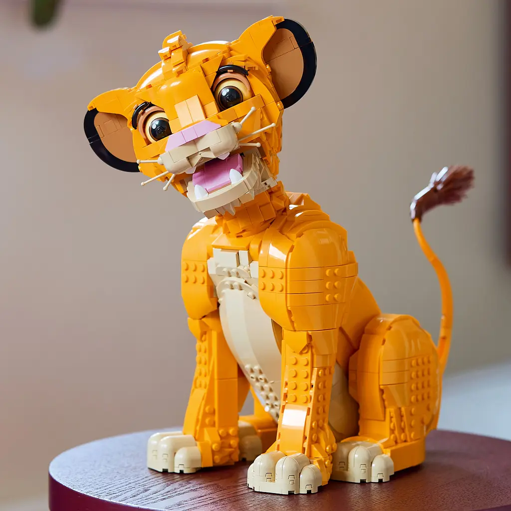 Конструктор LEGO Disney Classic Юний король Лев Сімба 1445 деталей (43247) - фото 5