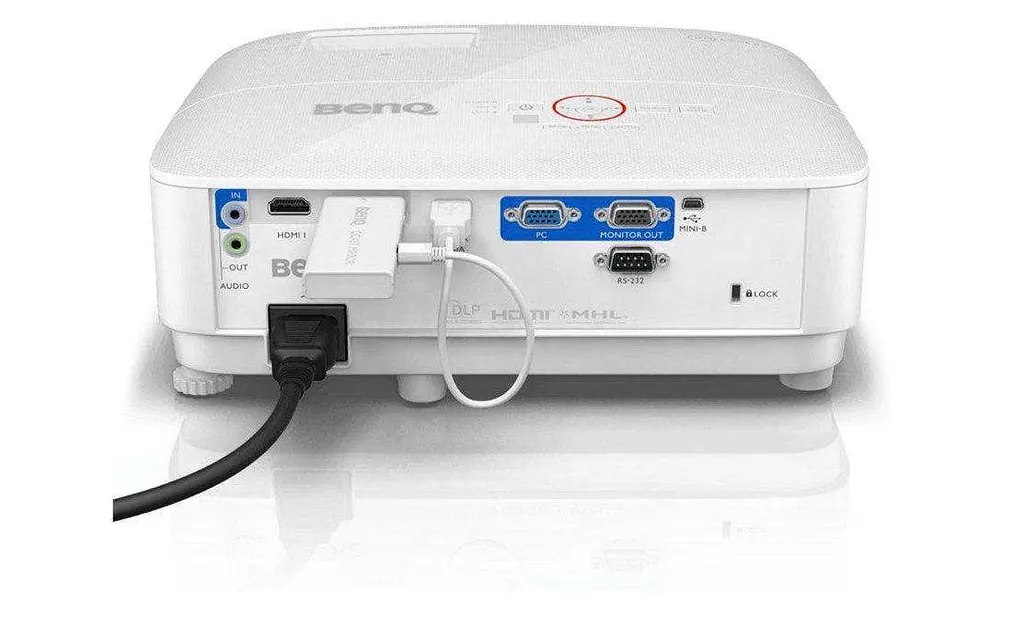 Короткофокусний проектор BenQ TH671ST (9H.JGY77.13E) - фото 6
