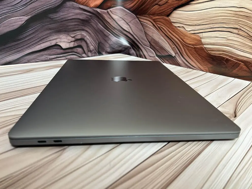 Ноутбук Apple MacBook Pro 16" 2019 i9-9880H/32/1TB (C02C7B6JMD6T) Б/в - фото 6