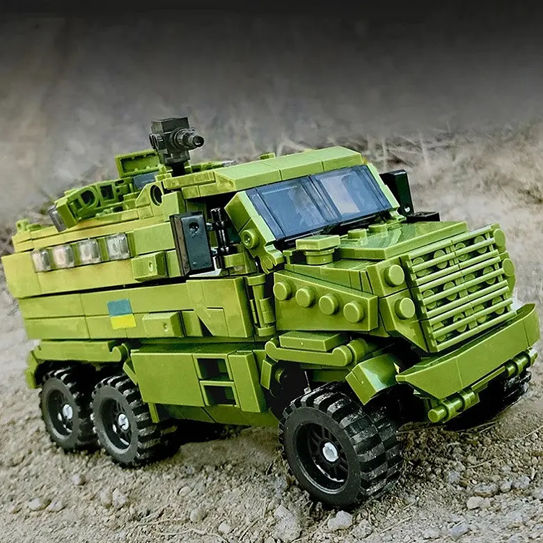 Конструктор XingBao Військовий Вантажівка KrAZ Fiona XingBao 481 Деталей - фото 4