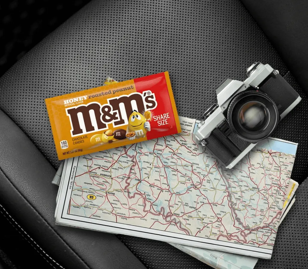 Драже M&M's Honey Roasted Peanut Chocolate Candy 92г - фото 4