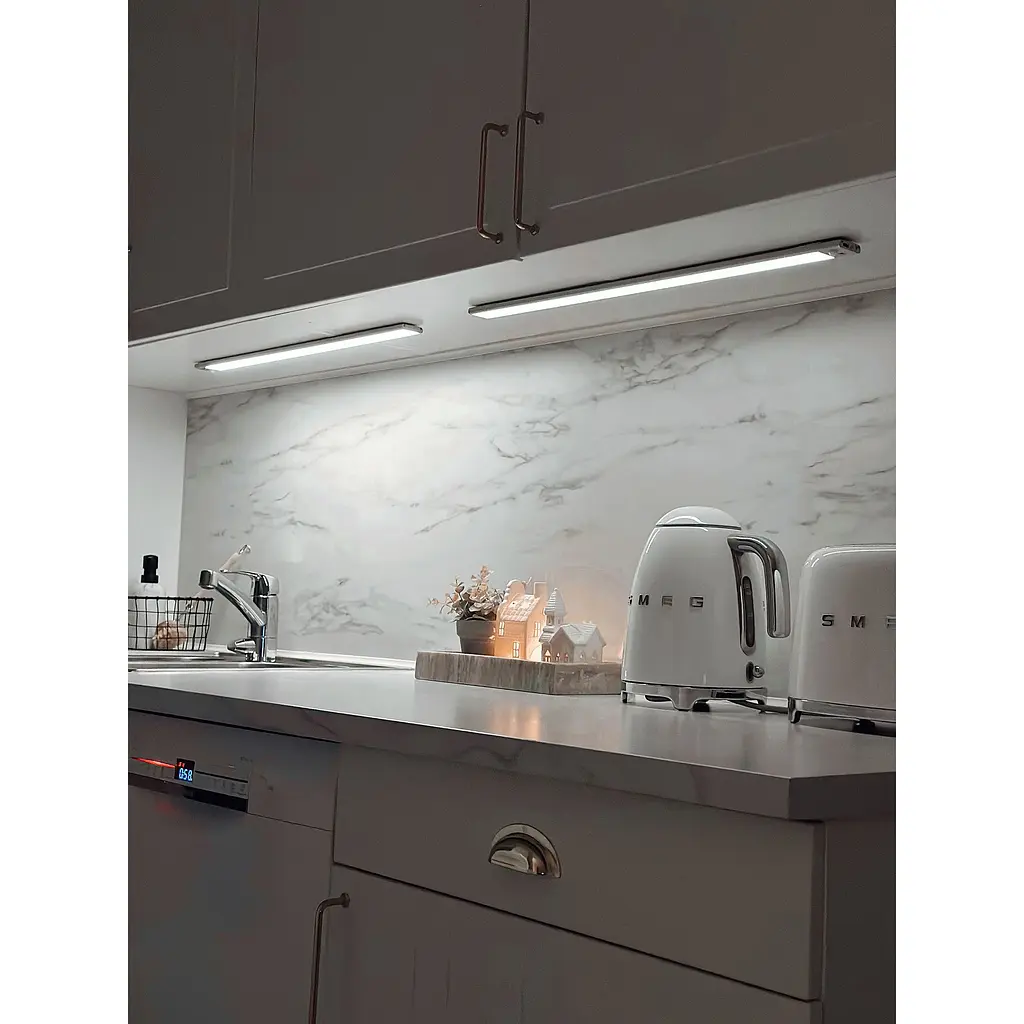 Нічний світильник Ledvance LINEAR FLAT 400мм White (4058075762213) [152286] - фото 9