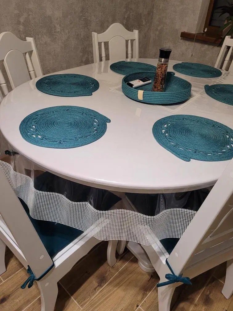 Скатертина силіконова овальна з перлинною стрічкою 200х120 см срібний - фото 2