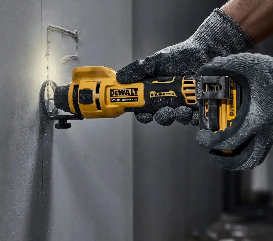 Фрезер акумуляторний для вирізання гіпсокартону DeWalt без АКБ та ЗП DCE555N - фото 8