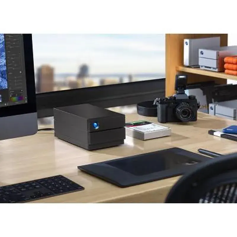 Зовнішній жорсткий диск LaCie 3.5" 8TB (STHJ8000800) - фото 6