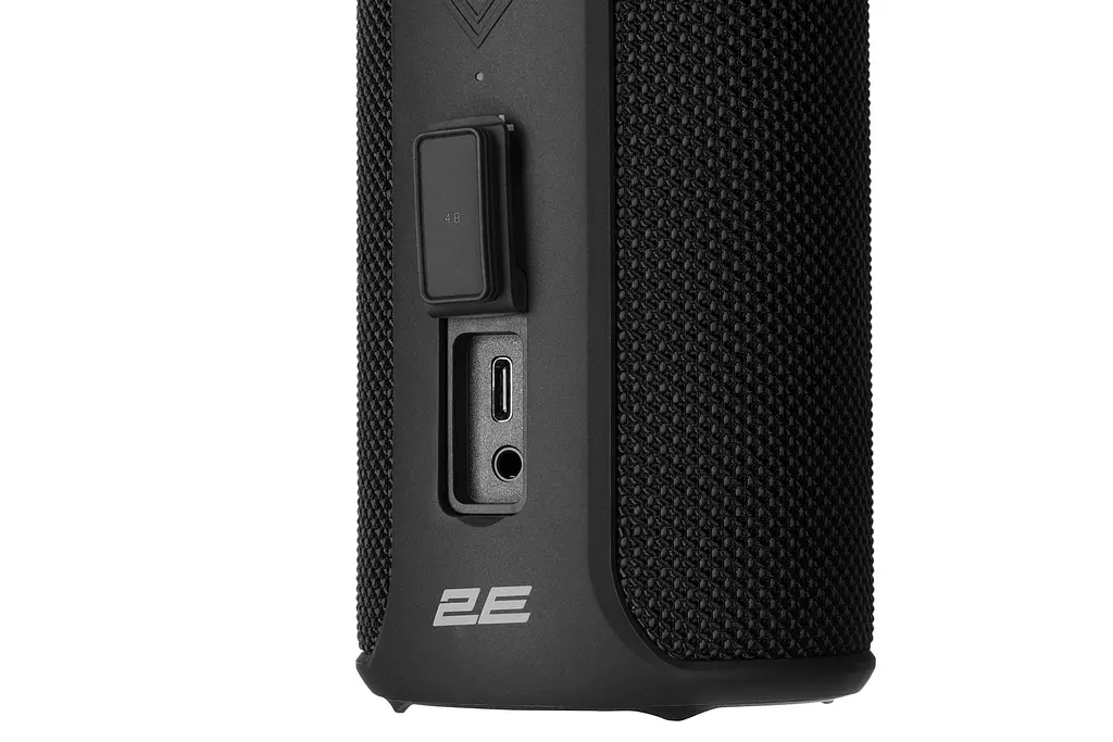 Акустична система 2E SoundXTube TWS MP3 Wireless Waterproof Black (2E-BSSXT2WBK) - фото 6