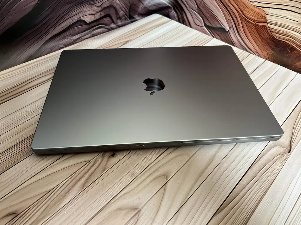 Ноутбук Apple MacBook Pro 16" 2021 M1 MAX/32/512 (MX69Q05QYT) Б/в - фото 7