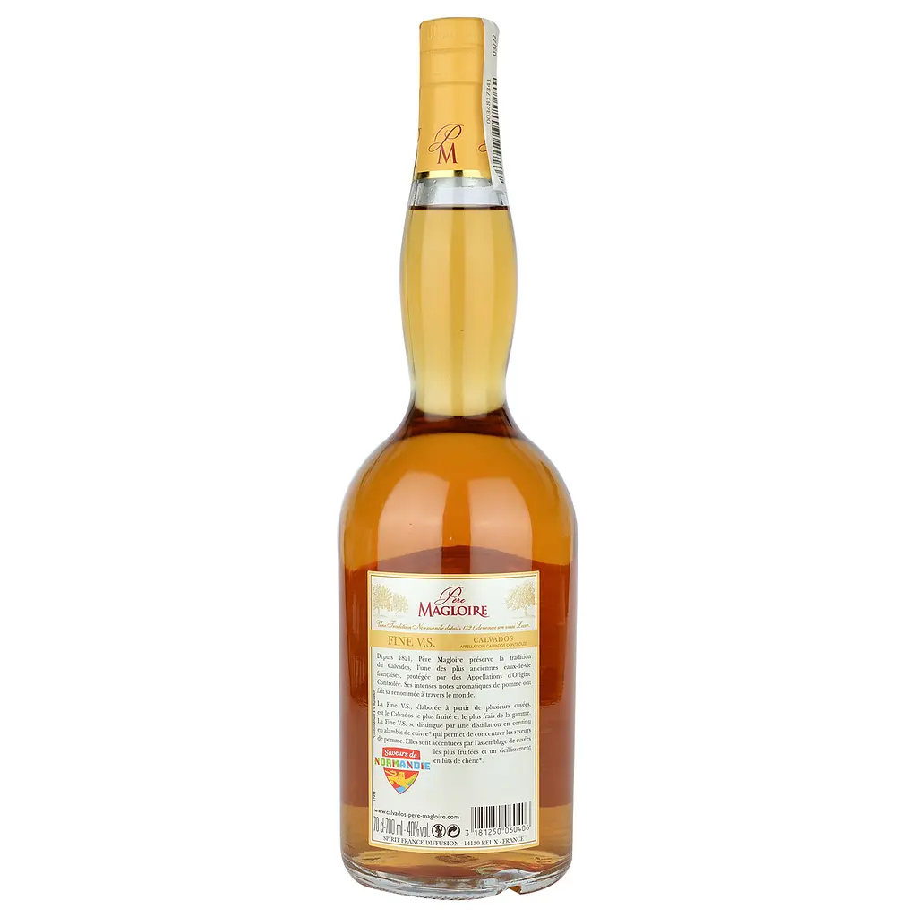 Кальвадос Pere Magloire Fine 40% 0.7л - фото 2
