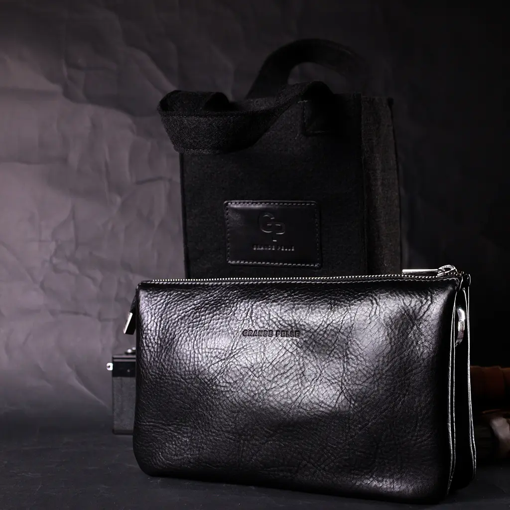 Кожаная женская сумка Grande Pelle 26х15.5х3 см sum0023601 - фото 9