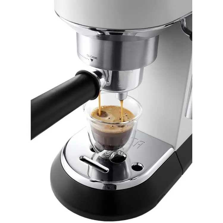 Кофеварка DeLonghi EC 685 W (132106141) - фото 5