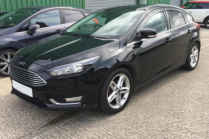 Дефлектори вікон вітровики для Ford Focus III 2011-2018 седан хетчбек 4 шт (Auto Clover) - фото 2