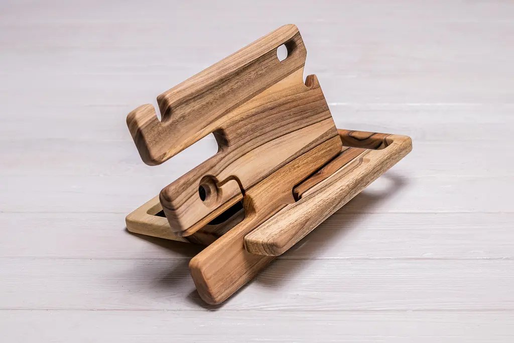 Дерев'яна підставка для смартфона Apple ecoWalnut 292x180x180 мм - фото 2
