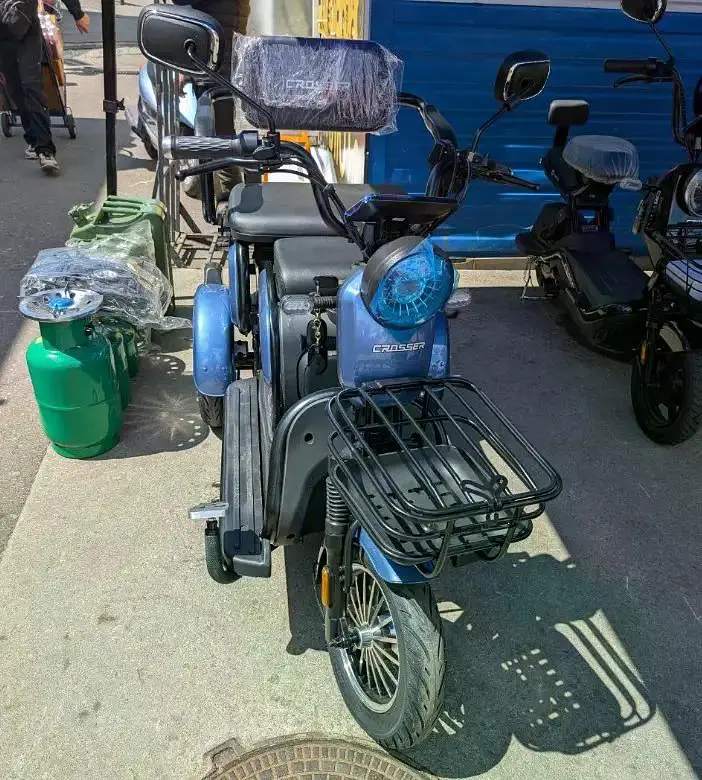 Электроскутер Трехколесный Crosser TR1 (600W, 72V, 20Ah) Синий - фото 5