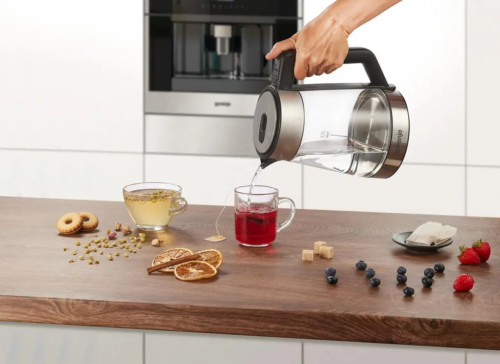 Електрочайник Gorenje K17TRG 1.7 л нержавіюча сталь - фото 18