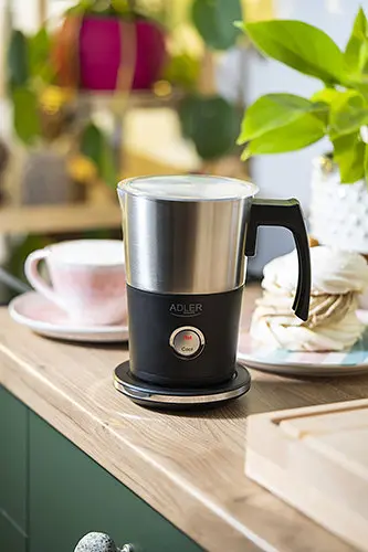 Вспениватель молока и подогрев Adler AD 4497 ​​(1000 Вт, до 300 мл, антипригарное покрытие, капучинатор) - фото 8