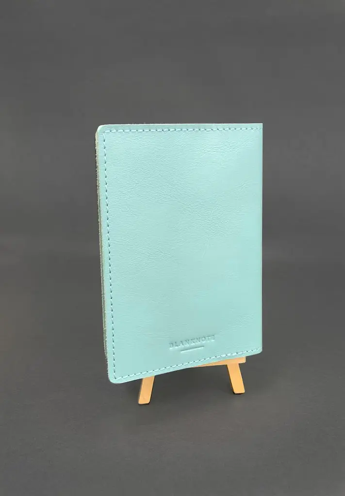 Кожаная обложка на бирюзовый ветеринарный паспорт - фото 3