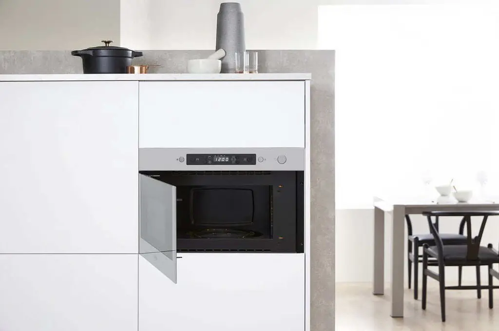 Мікрохвильова піч Whirlpool (AMW 439 IX) - фото 7
