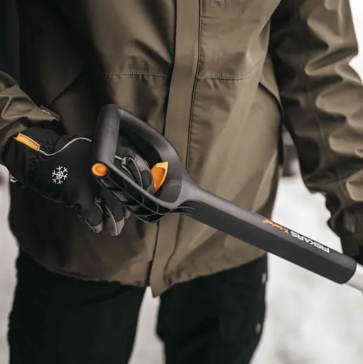 Телескопічний скрепер для прибирання снігу Fiskars X-series (1057189) - фото 6