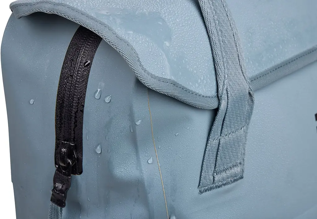 Велосипедный рюкзак Thule Shield Backpack 23L с InLock (Mid Blue) 3205481 (TH 3205481) - фото 10