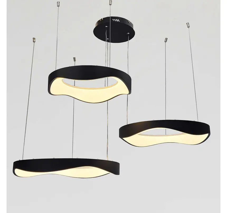 Світлодіодна люстра підвісна Artlight 2460/42+52+62BK з трьома хвилеподібними кільцями, 200W - фото 3