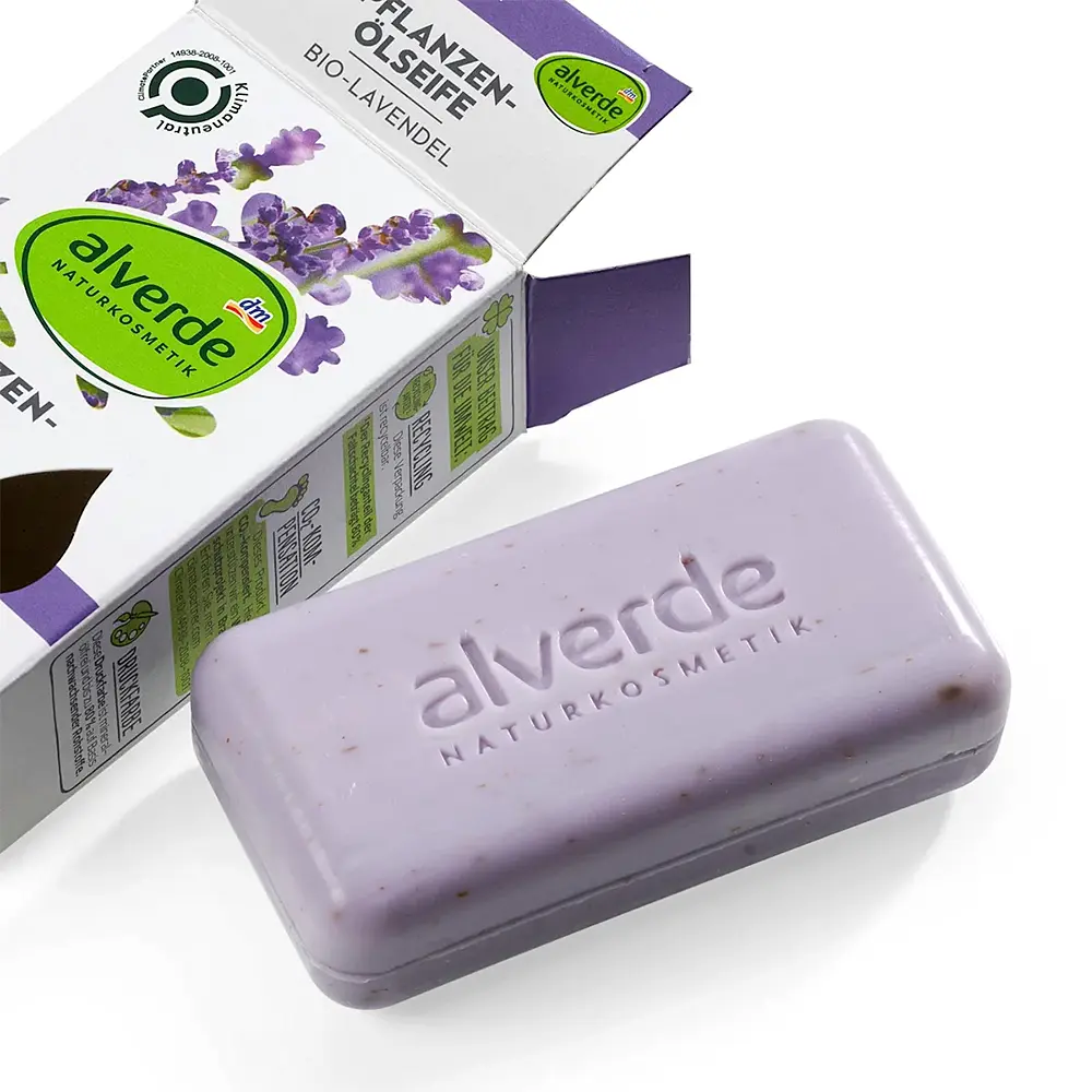 Тверде мило Alverde Naturkosmetik з рослинною олією та органічною лавандою 100 г - фото 2