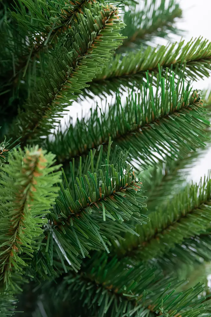 Искусственная елка 0,9м зеленая Рождество реалистичная Премиум LUGI SOK-2-1 - фото 8