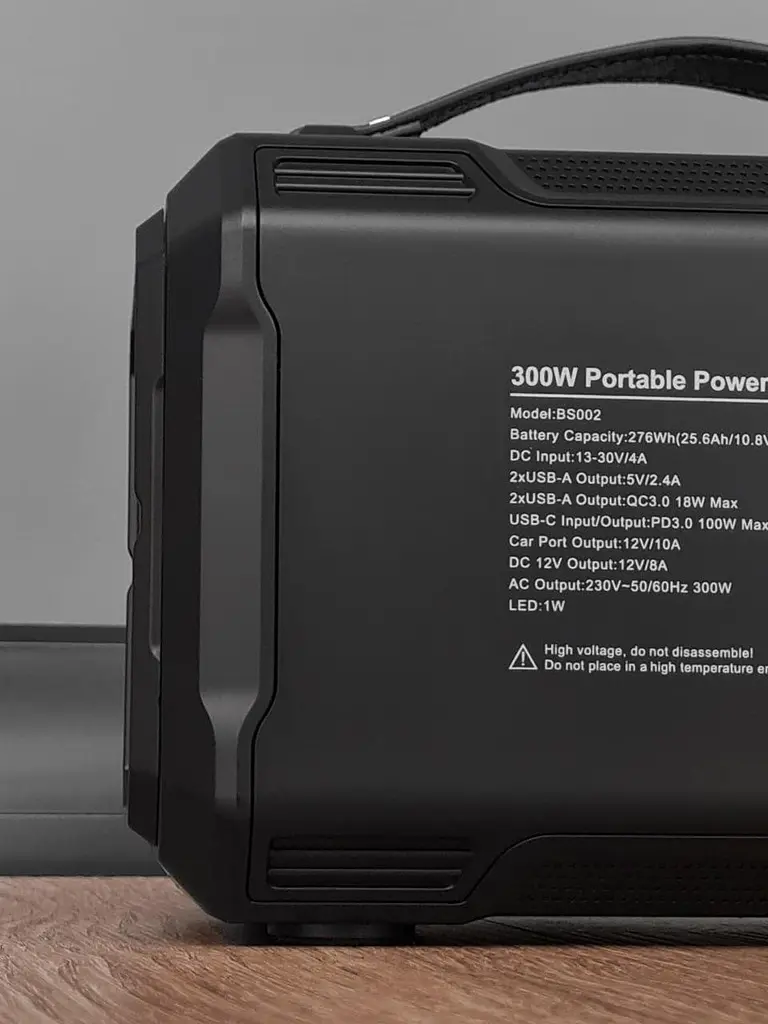 Портативная зарядная станция Choetech 300W - фото 6