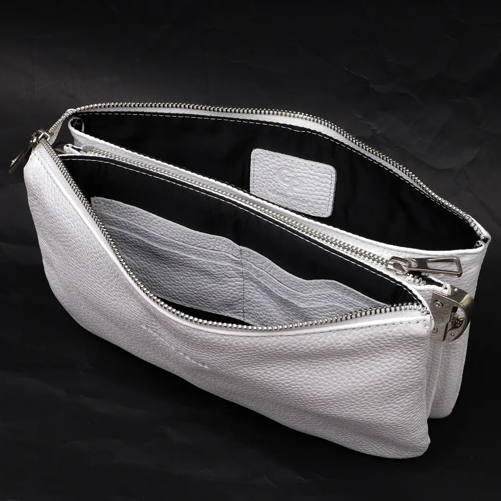 Кожаная женская сумка Grande Pelle 26х15.5х3 см sum0023593 - фото 5