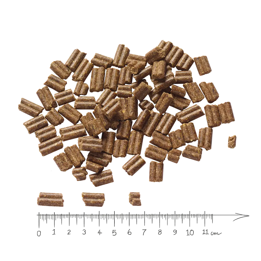 Сухий корм для дорослих собак дрібних порід Markus-Muhle Black Angus Adult Mini Pellets з яловичиною - фото 4
