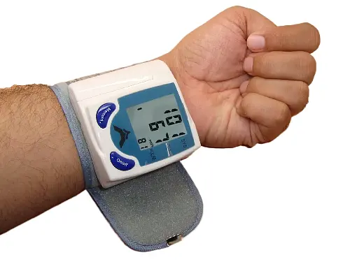 Тонометр автоматичний на зап'ястя RIAS Automatic Wrist Watch White-Blue - фото 4