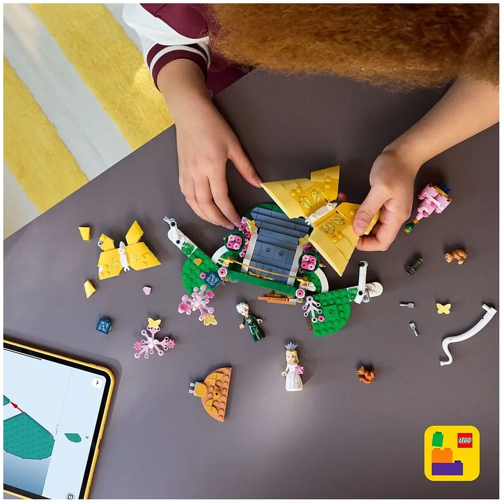 Конструктор LEGO Wicked Весілля Ґлінди 476 деталей (75688) - фото 9