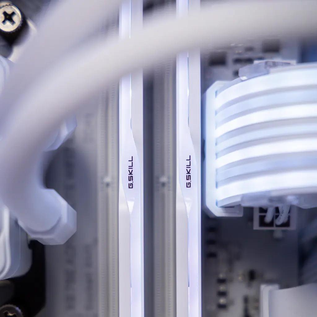 Комп'ютер Powered by Gigabyte_947 (RTX 5070 Ti 16 ГБ, Ryzen 7 7800X3D, DDR5 32 ГБ, SSD 500 ГБ) - фото 5
