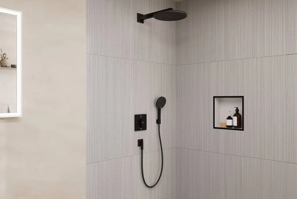 Душова система з термостатом Hansgrohe Raindance Alive S 300 1jet matt black 24630670 - фото 2