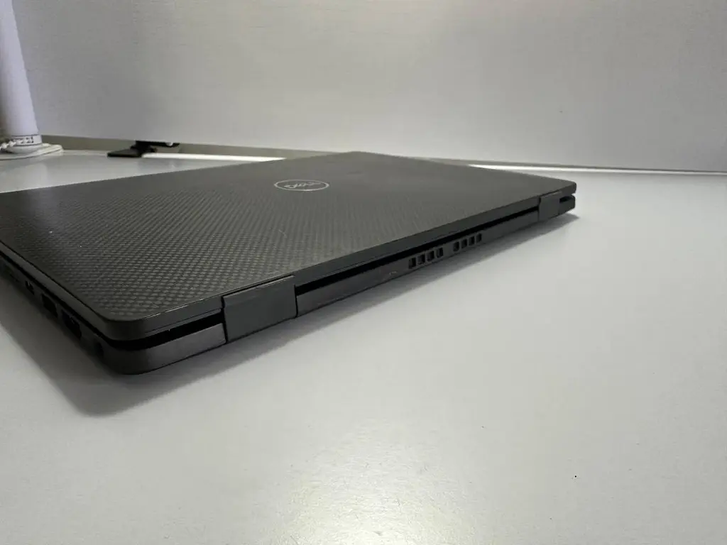 Ноутбук Dell Latitude 7330 13.3" (i7-1265U / 16GB / SSD 256GB / 1920х1080 IPS Touch) Refurbished - фото 11
