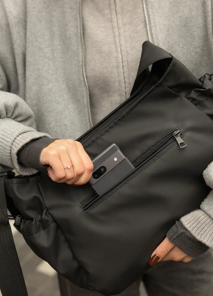 Жіноча сумка Sambag Dart чорна 32 х 25 х 13 см (90321064) - фото 6