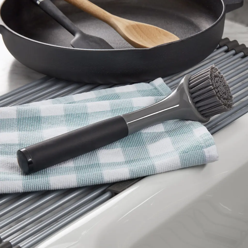 Щетка для мытья посуды KitchenAid Sinkware серая (KEG882OHOBA) - фото 13