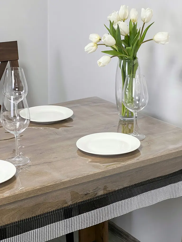 Скатерть силиконовая с черно-серебряной стразовой лентой 380х140 см - фото 8