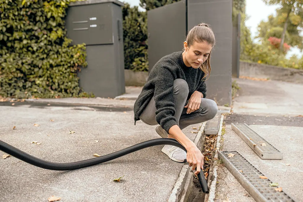 Пылесос Karcher WD 2 Plus V-12/4/18/C (1.628-009.0) - фото 3