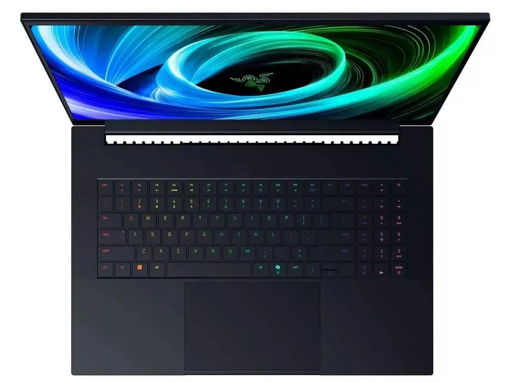 Ноутбук Razer Blade 18 2025 RZ09-05298ER3-R3U1 (18 Dual-mode UHD+ 240 Hz/FHD+ 440 Hz, U9-275HX, 32 GB, 1 TB SSD, RTX 5080 16 GB, W11H) Black (RZ09-05298ER3-R3U1) - фото 4