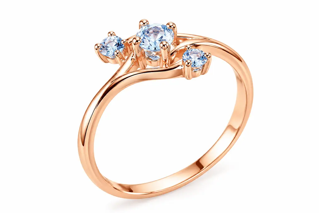 Жіноча золота каблучка Jewellery Continent з трьома блакитними топазами 15 (К-0925) - фото 3