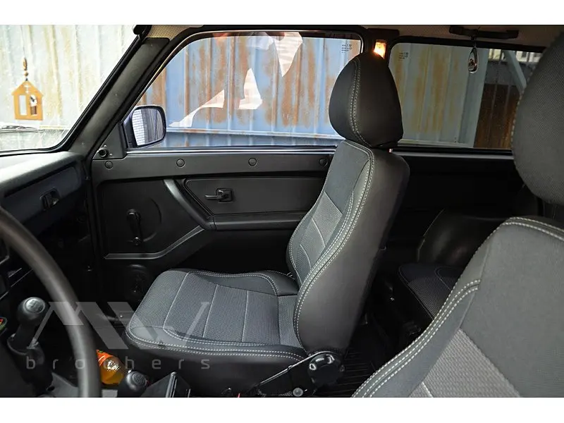 Авточохли модельні MW Brothers для Lada 21213 Нива з 1994 - фото 4