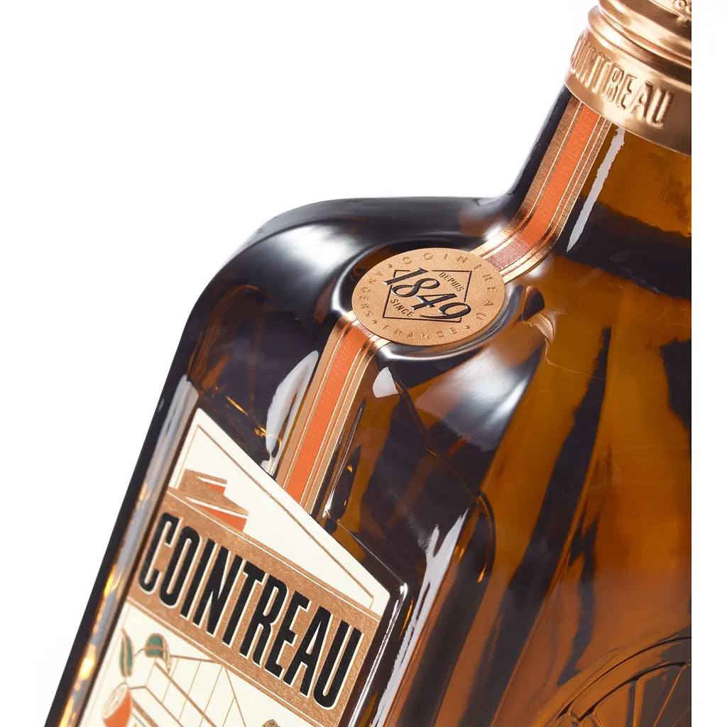 Набір: Лікер Cointreau 40% 0.7 л + Цукерки Chocolatier Sweets Collection Асорті 250 г - фото 6