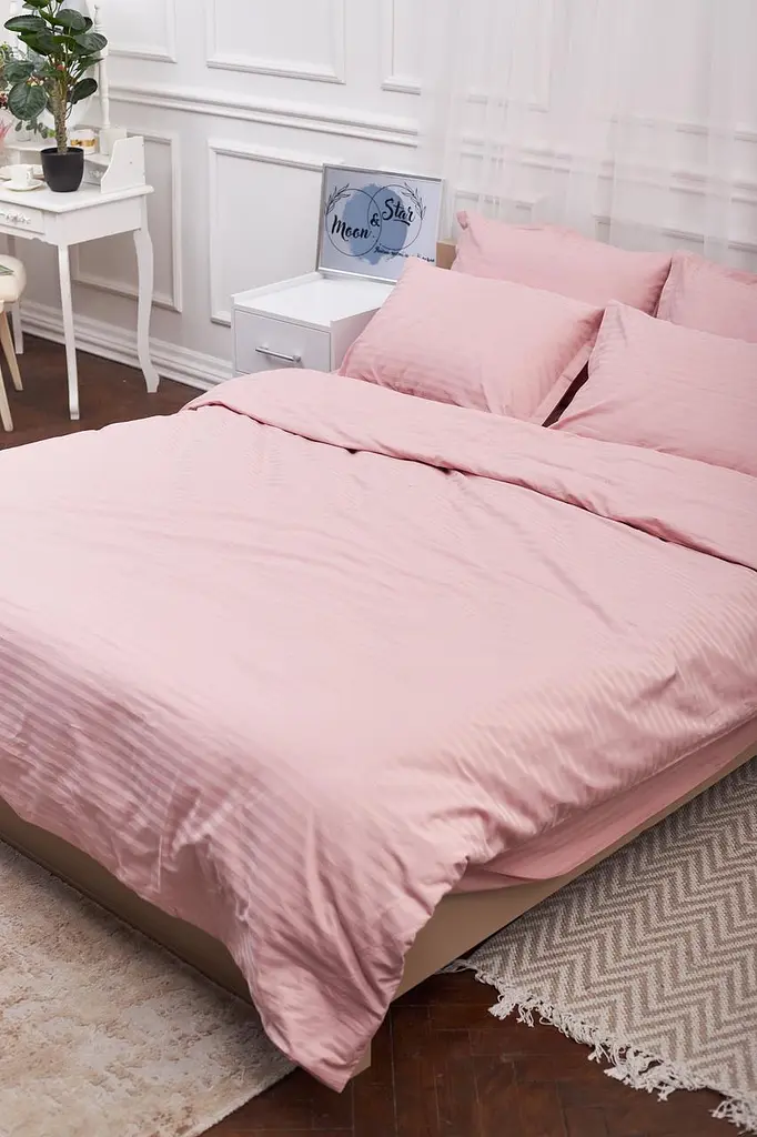 Комплект постельного белья Moon&Star Satin Stripe Stripe Pink полуторный евро 160х220 наволочки 4х50х70 - фото 1