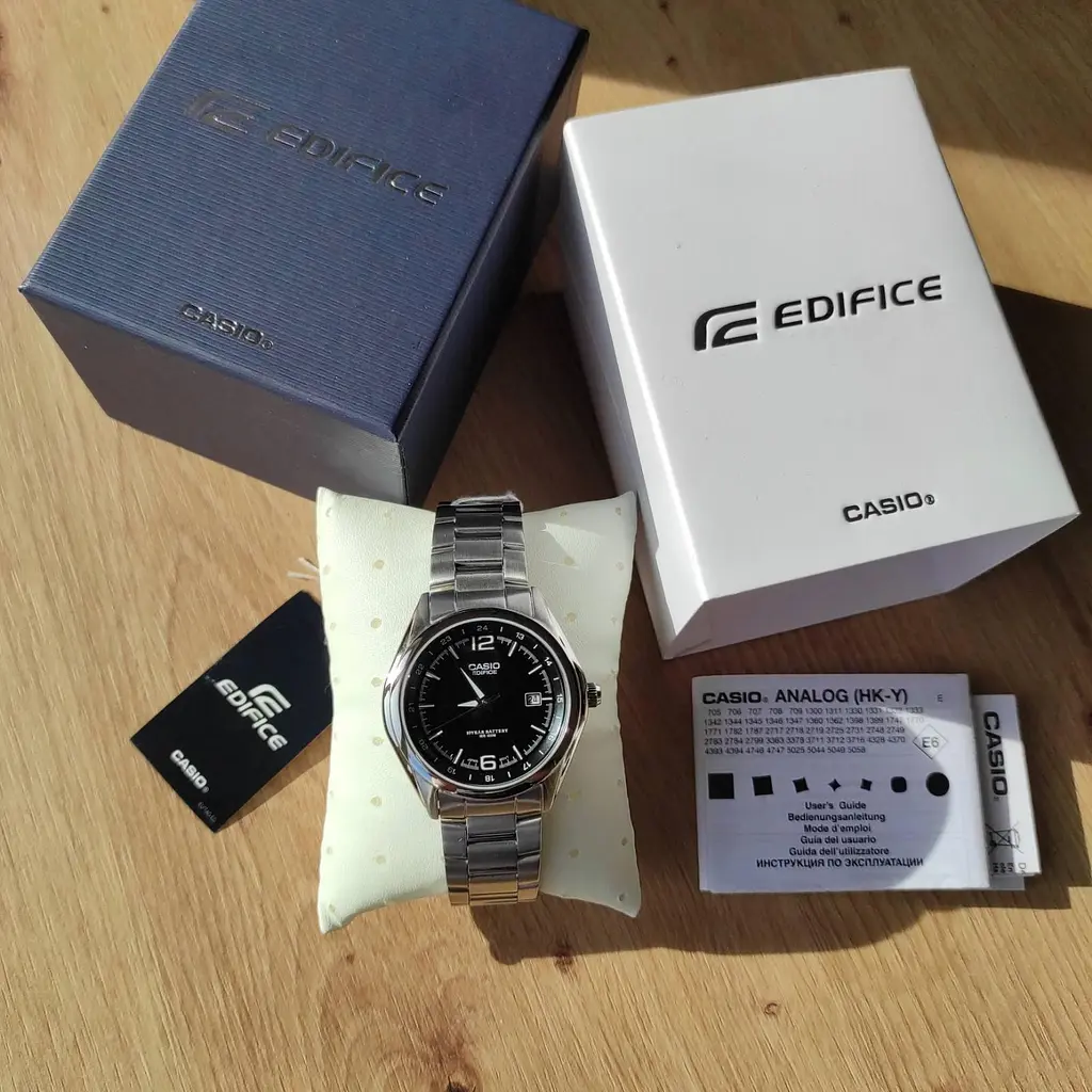 Годинник Casio EF-121D-1AVEG - фото 7