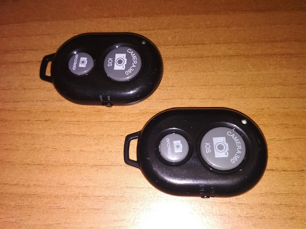 Пульт кнопка ДК Bluetooth Remote Control чорний TOTO - фото 2
