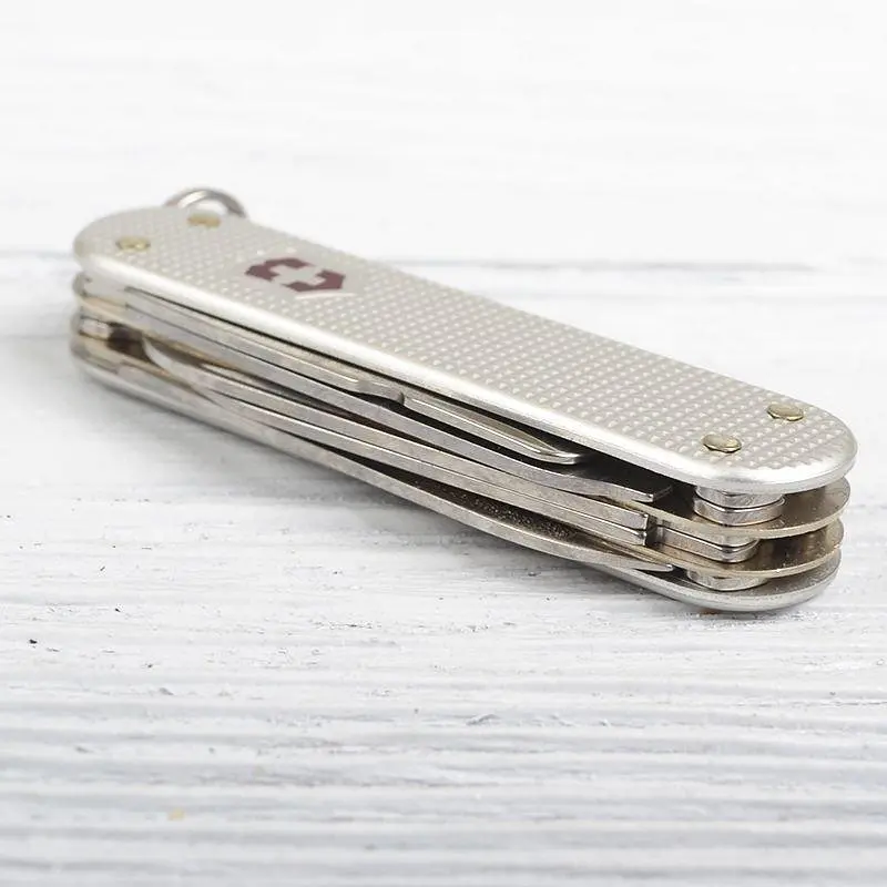 Ніж Victorinox Minichamp Alox 58мм,15функ,ріфл.срібл - фото 8